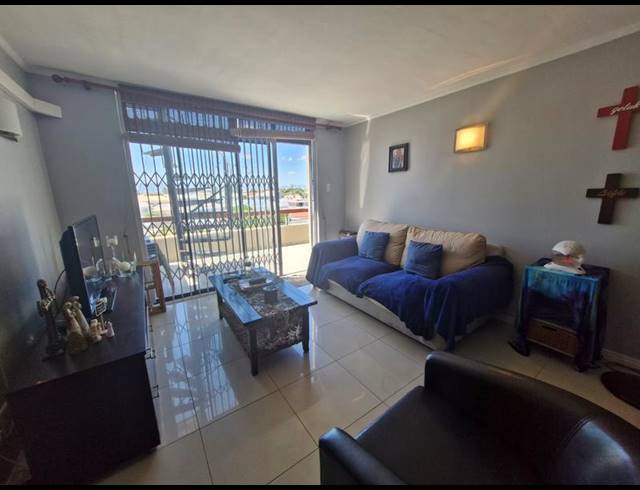 2 BEDROOM APARTMENT FOR SALE IN GANSBAAI CENTRAL